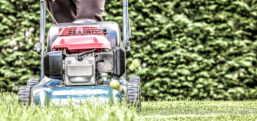 Walk behind lawn mower